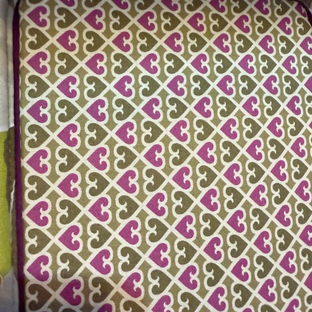 Vera Bradley Floral Quilted mini laptop hard case new